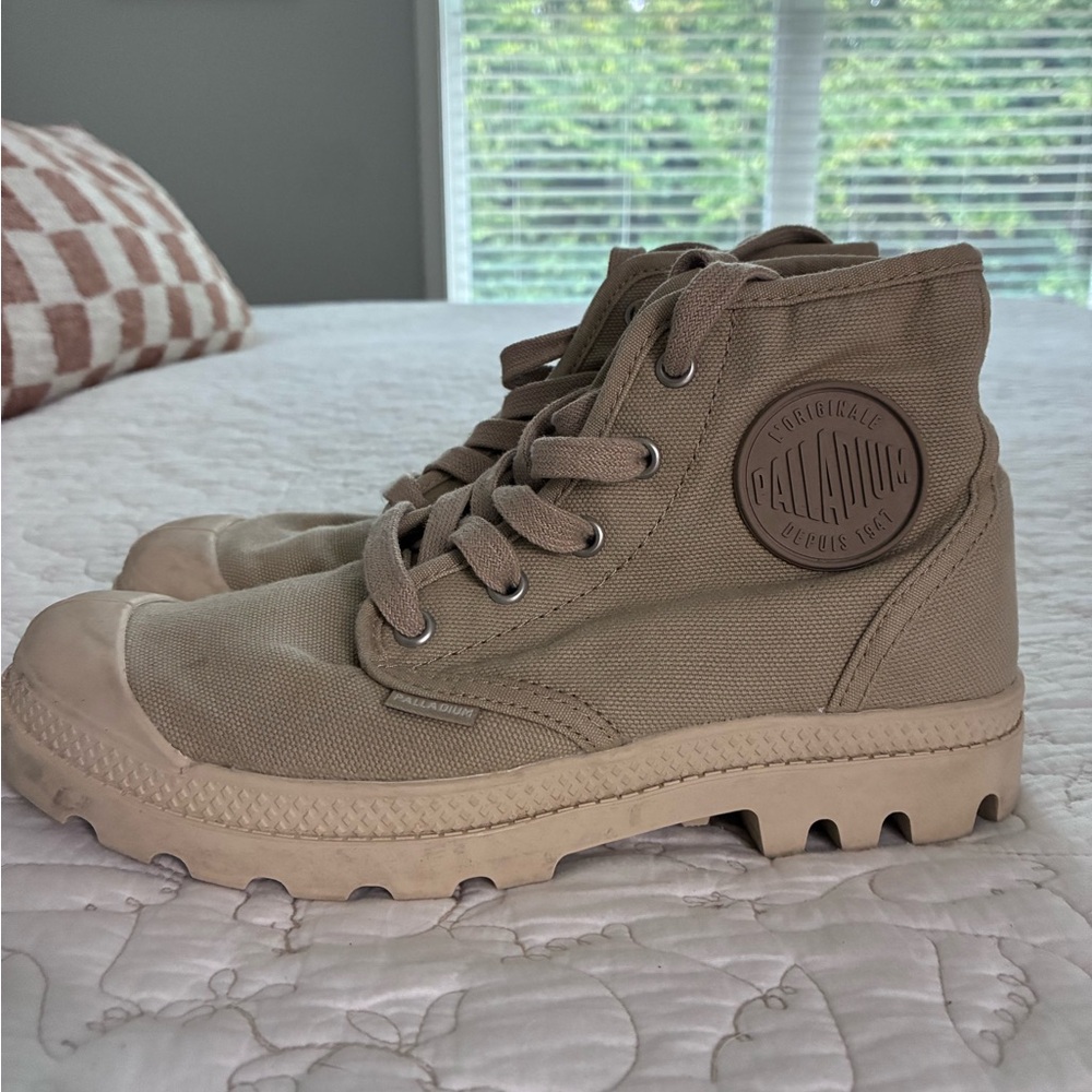 Palladium Tan High-Top Boots with Rugged Sole